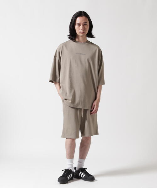 L.H.P(エルエイチピー)の「【WEB&DEPOT限定】WHITELAND/ホワイトランド/OWL/LOGO SST/半袖Tシャツ(Tシャツ/カットソー・メンズ・ブラック/ベージュ/ホワイト・M/L/S)」の10枚目の写真