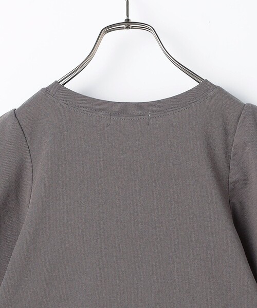 fredy couleur（フレディクルール）の「5分袖フレア麻調カットT（Tシャツ/カットソー・レディース・オフホワイト/ベビーピンク/グレイッシュベージュ/チャコールグレー・38）」の19枚目の写真