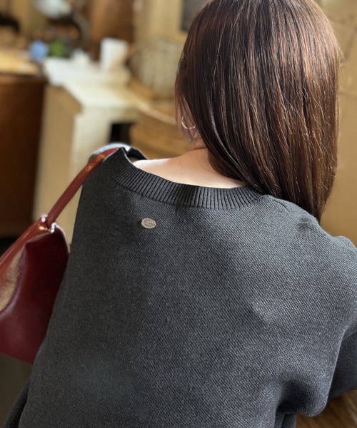 mily bilet(ミウィビレット)の「【mily bilet】ゆるっと可愛げ、ふわっと存在感。リボンフェザーコード刺繍ニット(長袖)(ニット/セーター・レディース・グレー/アイボリー系/チャコールグレー/ベージュ×ブラック/レッド・X-LARGE/SMALL/MEDIUM/LARGE)」の9枚目の写真