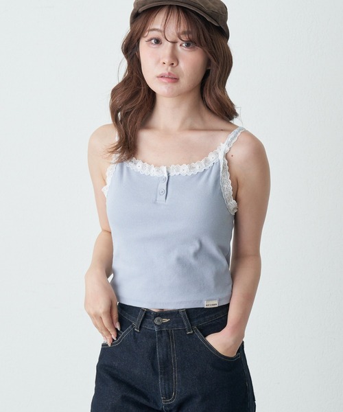 RAY CASSIN（レイカズン）の「【カップ付き】レース付ヘンリーキャミ（キャミソール・レディース・ホワイト/ホワイト系その他/ネイビー/ブルー・FREE）」の4枚目の写真