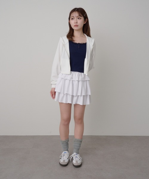 RAY CASSIN（レイカズン）の「【カップ付き】レース付ヘンリーキャミ（キャミソール・レディース・ホワイト/ホワイト系その他/ネイビー/ブルー・FREE）」の21枚目の写真