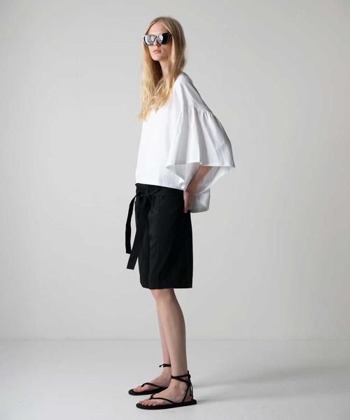 COGTHEBIGSMOKE　DRIS TOP Tシャツ未着用 COGTHEBIGSMOKE/コグザビッグスモーク】LAURA GATHERED SLV TOP
