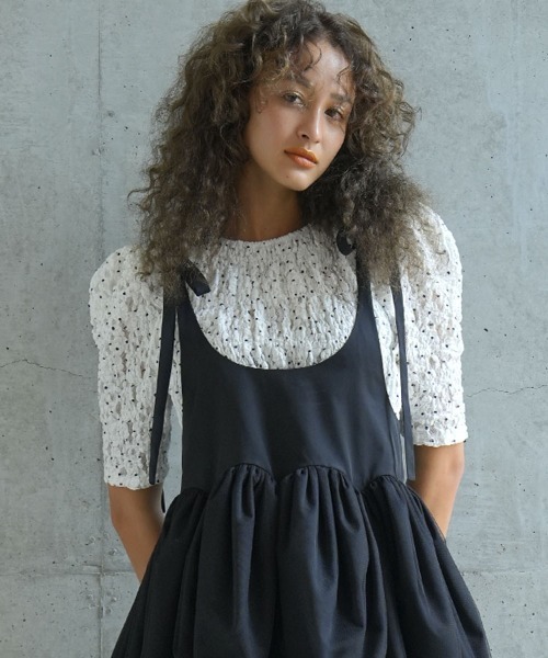 DONOBAN(ドノバン)の「パフショルダーレーストップス(Tシャツ/カットソー・レディース・ブラック/ホワイト・ONE)」の15枚目の写真