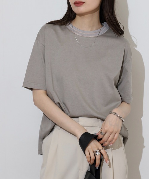 BRODIAEA(ブローディア)の「BRODIAEA シアーネック半袖カットソー(Tシャツ/カットソー・レディース・グレイッシュベージュ/オフホワイト/ネイビー/ピンク・40)」の9枚目の写真