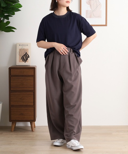 BRODIAEA(ブローディア)の「BRODIAEA シアーネック半袖カットソー(Tシャツ/カットソー・レディース・グレイッシュベージュ/オフホワイト/ネイビー/ピンク・40)」の16枚目の写真