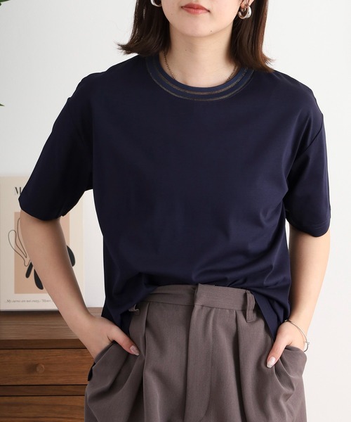 BRODIAEA(ブローディア)の「BRODIAEA シアーネック半袖カットソー(Tシャツ/カットソー・レディース・グレイッシュベージュ/オフホワイト/ネイビー/ピンク・40)」の14枚目の写真