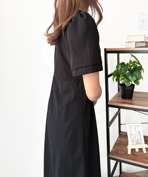 Amulet(アミュレット)の「シンプルに華やかさを添えてくれる パフスリーブフレアワンピース(ワンピース・レディース・レッド/ホワイト/ブラック・XL/L/M)」の8枚目の写真