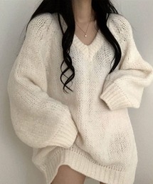 ▲Loose silhouette V-neck knit / オーバーサイズニット Vネック