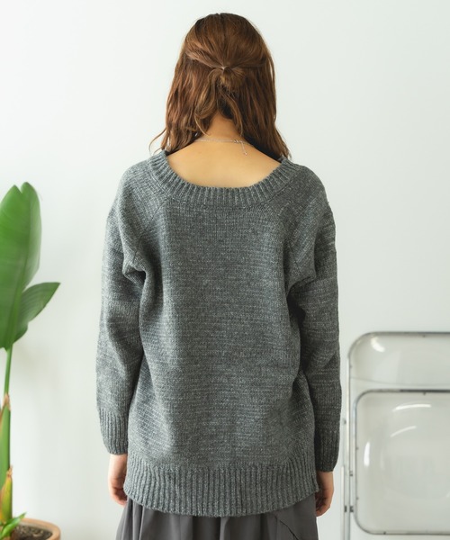 BLANK (ブランク)の「▲Loose silhouette V-neck knit / オーバーサイズニット Vネック(ニット/セーター・レディース・ベージュ/グレー/ホワイト・M)」の13枚目の写真