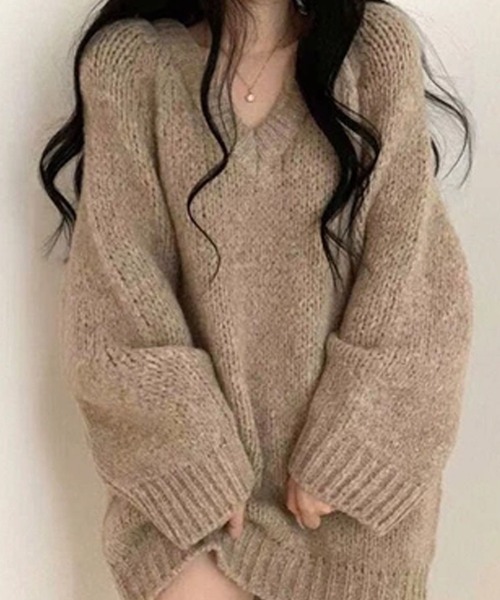 BLANK (ブランク)の「▲Loose silhouette V-neck knit / オーバーサイズニット Vネック(ニット/セーター・レディース・ベージュ/グレー/ホワイト・M)」の11枚目の写真
