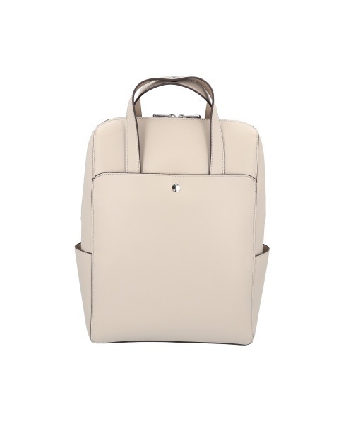 Legato Largo(レガートラルゴ)の「Legato Largo カルイカバン PC収納リュック(バックパック/リュック・レディース・ライトグレー/ブラック/キャメル・FREE)」の2枚目の写真