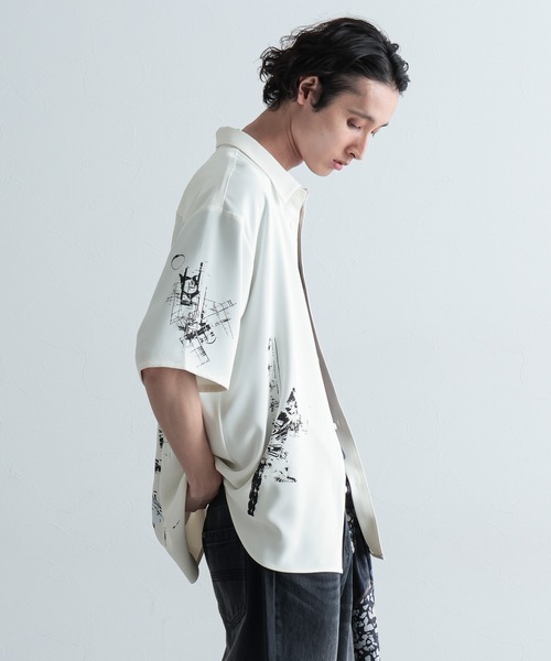 HARE（ハレ）の「ドローイングアートシャツ(HARE)（シャツ/ブラウス・メンズ・ホワイト/ブラック/グレー・SMALL/MEDIUM）」の18枚目の写真