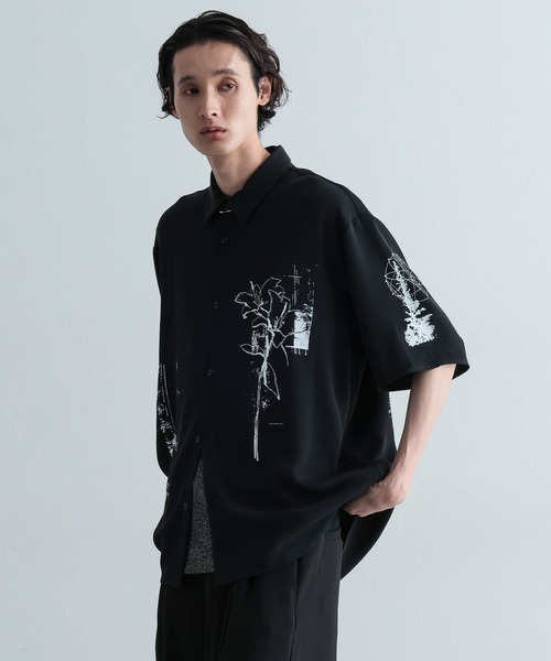 HARE（ハレ）の「ドローイングアートシャツ(HARE)（シャツ/ブラウス・メンズ・ホワイト/ブラック/グレー・SMALL/MEDIUM）」の11枚目の写真