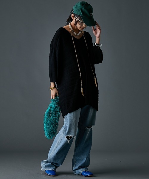 GEVS.(ジェイヴィス)の「Vネックニット<大きいサイズ有>GEVS.(ニット/セーター・レディース・ブルーグレー/ブラック・M/L/LL/3L/4L/5L)」の6枚目の写真