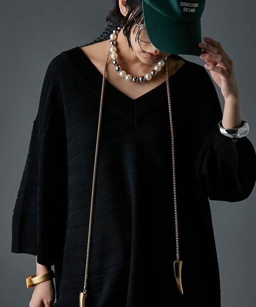 GEVS.(ジェイヴィス)の「Vネックニット<大きいサイズ有>GEVS.(ニット/セーター・レディース・ブルーグレー/ブラック・M/L/LL/3L/4L/5L)」の20枚目の写真