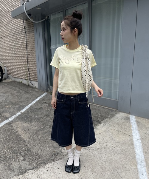 夏カラー展開】ダッフルフラワーワッペンレタリング半袖Tシャツ