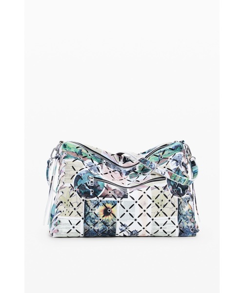 Desigual（デシグアル）の「コラージュプリント　パンチングショルダーバッグ　ブラック（ボディバッグ/ウエストポーチ・レディース・マルチ・FREE）」の3枚目の写真