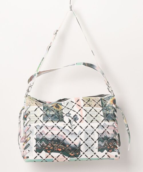Desigual（デシグアル）の「コラージュプリント　パンチングショルダーバッグ　ブラック（ボディバッグ/ウエストポーチ・レディース・マルチ・FREE）」の6枚目の写真