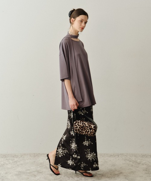 yae(ヤエ)の「Flower embroidery skirt / フラワーエンブロイダリースカート(スカート・レディース・ブラック/ホワイト/ライトブルー・38/36)」の4枚目の写真