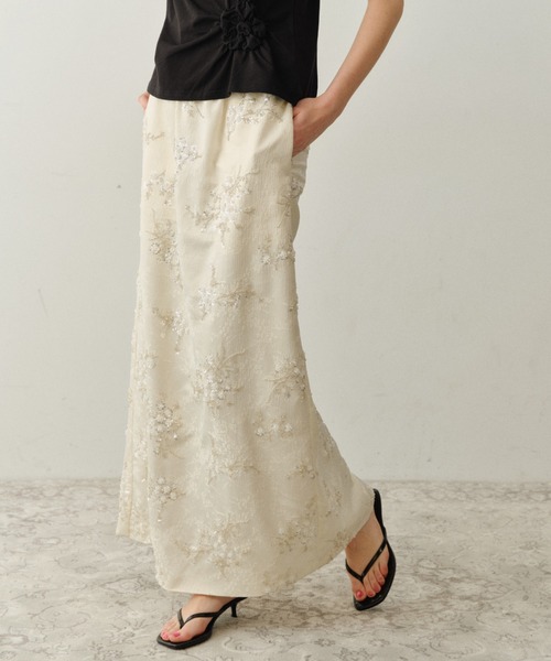 yae（ヤエ）の「Flower embroidery skirt / フラワーエンブロイダリー