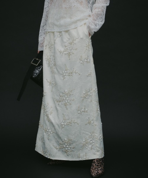 yae（ヤエ）の「Flower embroidery skirt / フラワーエンブロイダリー