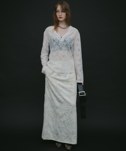 yae（ヤエ）の「Flower embroidery skirt / フラワーエンブロイダリースカート（スカート・レディース・ブラック/ホワイト・38/36）」の3枚目の写真