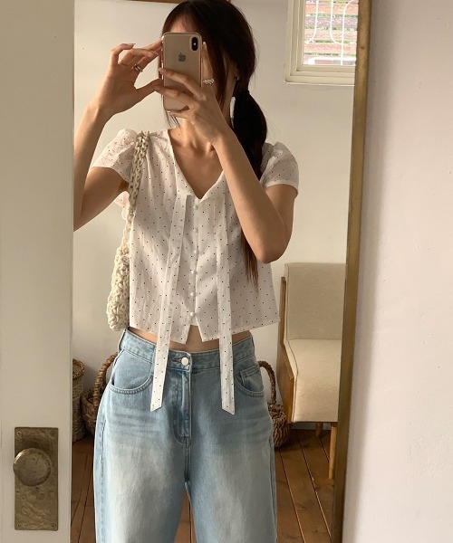 NANAHACHI(ナナハチ)の「水玉柄パフスリーブ 半袖ブラウス(Tシャツ/カットソー・レディース・ライトブルー/ホワイト・FREE)」の9枚目の写真