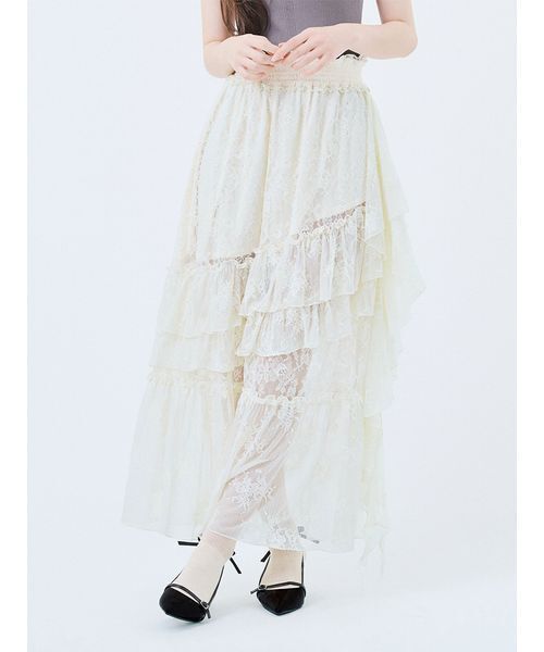 LILY BROWN(リリーブラウン)の「イレヘムティアードスカート(スカート・レディース・ホワイト/アイボリー/チェック・00/F)」の4枚目の写真