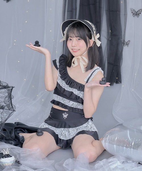 ililil』【地雷ちゃんのふわきゅんゴシック水着】（水着）｜Dita Muaj
