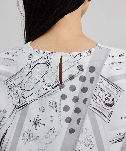 ROPE'(ロペ)の「【洗える】【YUKO SAEKI for ROPE'・コラボ】スカーフ柄プリント Aラインカットソー(Tシャツ/カットソー・レディース・オフホワイト/ブラック・FREE)」の17枚目の写真