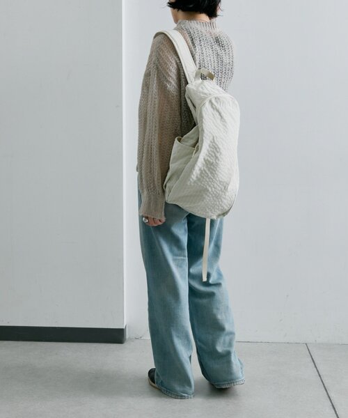 ear PAPILLONNER(イアパピヨネ)の「ファブリックリュック(バックパック/リュック・レディース・アイボリー/ブラック/ダークグリーン・FREE)」の5枚目の写真