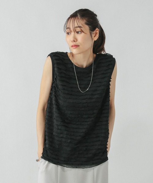 GLOBAL WORK(グローバルワーク)の「ティアードフリルノースリーブ/577912(Tシャツ/カットソー・レディース・グリーン系その他3/ブラック/オフホワイト・LARGE/MEDIUM)」の1枚目の写真