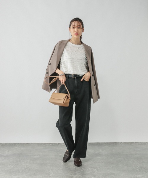 GLOBAL WORK(グローバルワーク)の「ティアードフリルノースリーブ/577912(Tシャツ/カットソー・レディース・グリーン系その他3/ブラック/オフホワイト・LARGE/MEDIUM)」の4枚目の写真