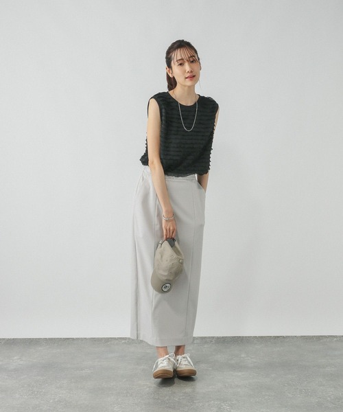 GLOBAL WORK(グローバルワーク)の「ティアードフリルノースリーブ/577912(Tシャツ/カットソー・レディース・グリーン系その他3/ブラック/オフホワイト・LARGE/MEDIUM)」の8枚目の写真