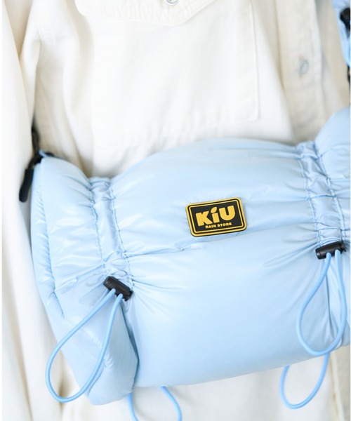 KiU（キウ）の「パフィーギャザーハンドルバッグ（ショルダーバッグ・レディース・ブラック/ライトブルー/シルバー・FREE）」の22枚目の写真