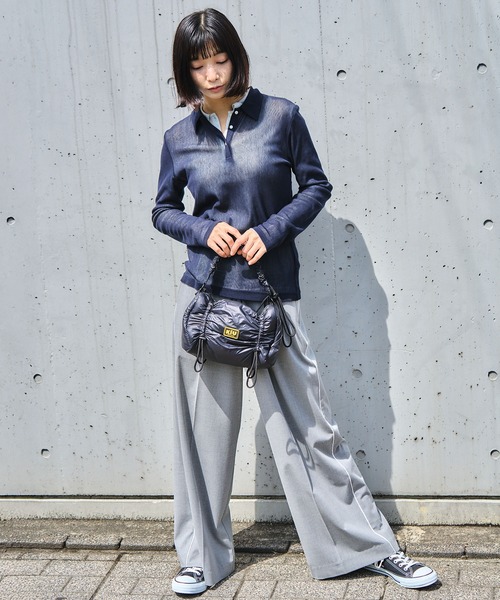 KiU（キウ）の「パフィーギャザーハンドルバッグ（ショルダーバッグ・レディース・ブラック/ライトブルー/シルバー・FREE）」の15枚目の写真