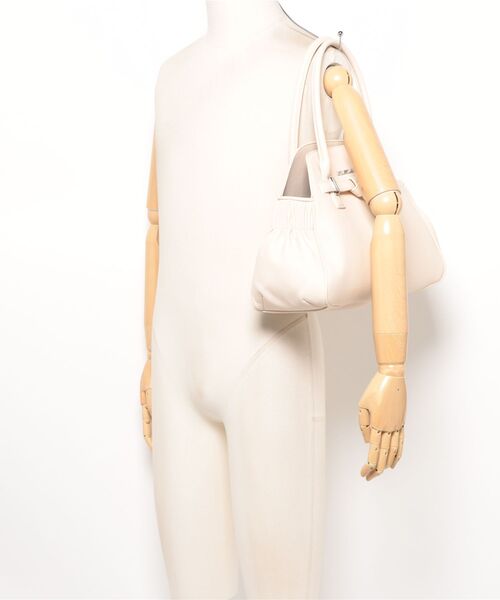 JILL STUART(ジルスチュアート)の「JILL STUART(ジル スチュアート) インプルーブ トート(トートバッグ・レディース・ブラウン/アイボリー/ブラック・FREE)」の9枚目の写真