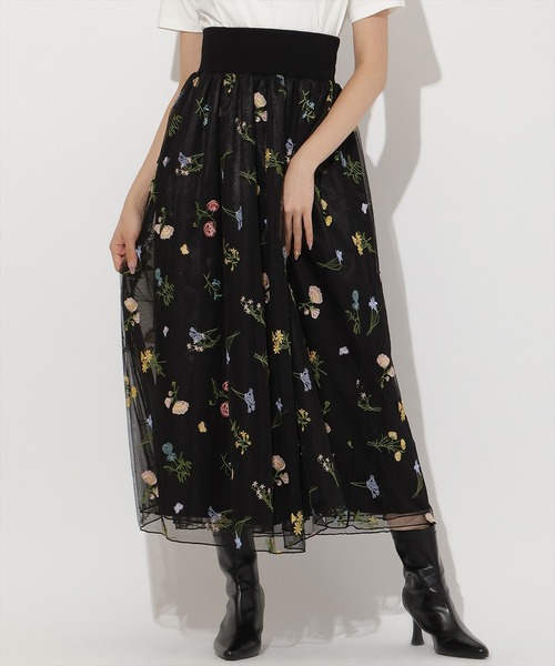 AND COUTURE(アンドクチュール)の「ボタニカル柄刺繍チュールスカート(スカート・レディース・オフホワイト/ブラック・FREE)」の18枚目の写真