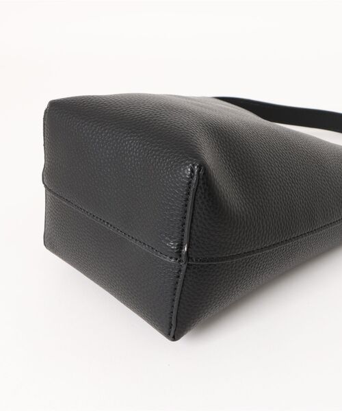 VIBGYOR(ヴィブジョー)の「Liaa/巾着付き バケツバッグ A18428(トートバッグ・レディース・シルバー/ブラック/ベージュ/ホワイト/ピンク/ダークブラウン・FREE)」の16枚目の写真