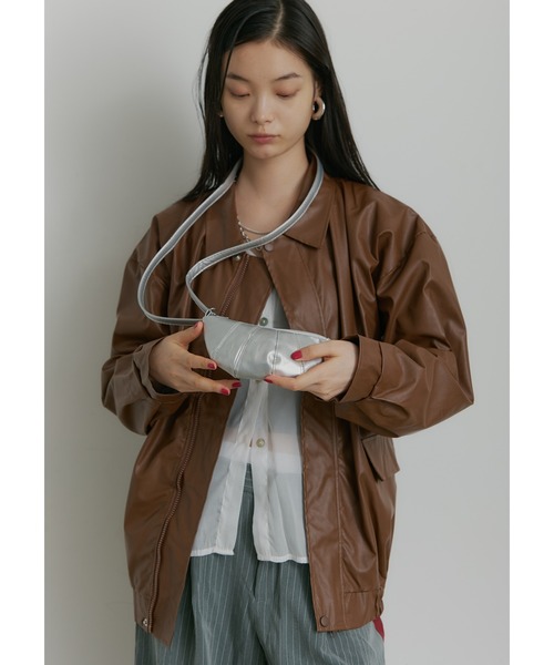 SEN TOKYO(セントーキョー)の「ミニネッククロスボディ クロワッサンバッグ(ショルダーバッグ・レディース・ホワイト/ブラック/ブラウン/レッド/シルバー/ブルー・FREE)」の20枚目の写真