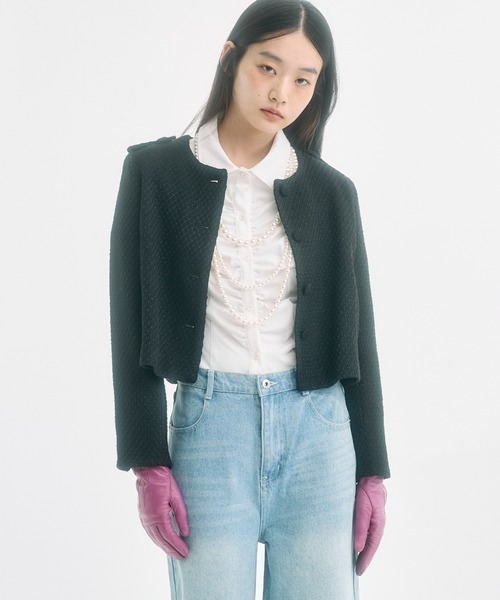 FEKETE(フェケテ)の「cropped tweed jacket / クロップドツイードジャケット(ノーカラージャケット・レディース・アイボリー/ブラック・LARGE/MEDIUM/SMALL)」の7枚目の写真