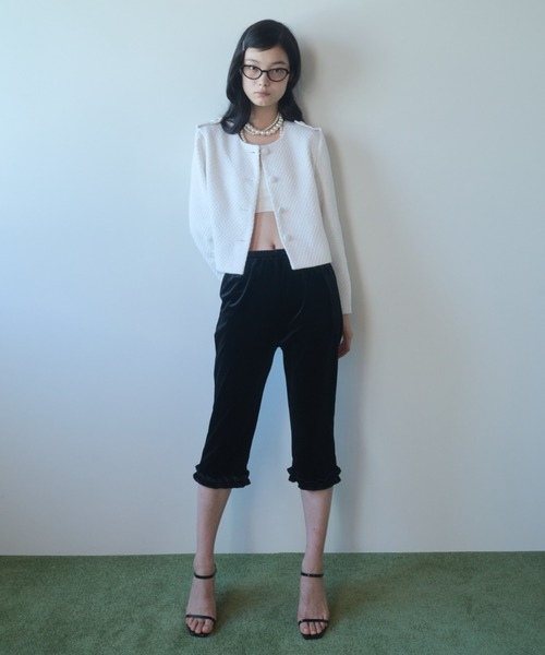 FEKETE(フェケテ)の「cropped tweed jacket / クロップドツイードジャケット(ノーカラージャケット・レディース・アイボリー/ブラック・LARGE/MEDIUM/SMALL)」の21枚目の写真