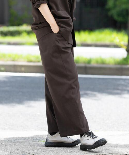 EKAL(エカル)の「『UR TECH』租毛ライク ツイストシームパンツ(その他パンツ・レディース・チャコールグレー/ブラウン・ONE)」の5枚目の写真