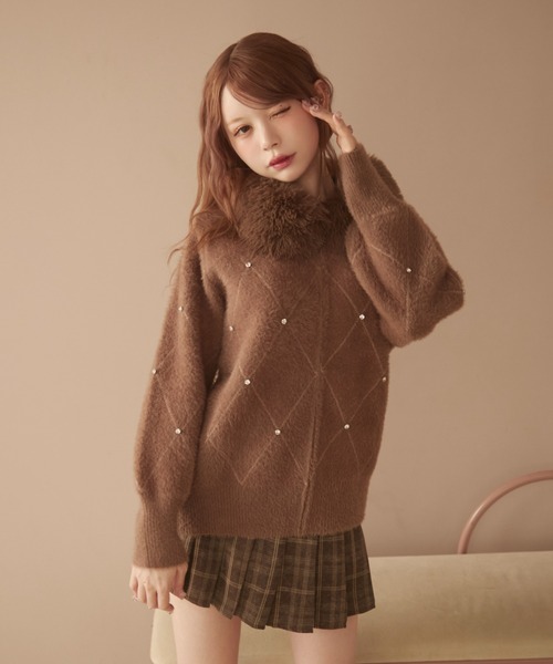 TITTY&CO.（ティティーアンドコー）の「ビジュー付きファージャケット（ブルゾン・レディース・アイボリー/モカ/ブラック/ベージュ・FREE）」の18枚目の写真