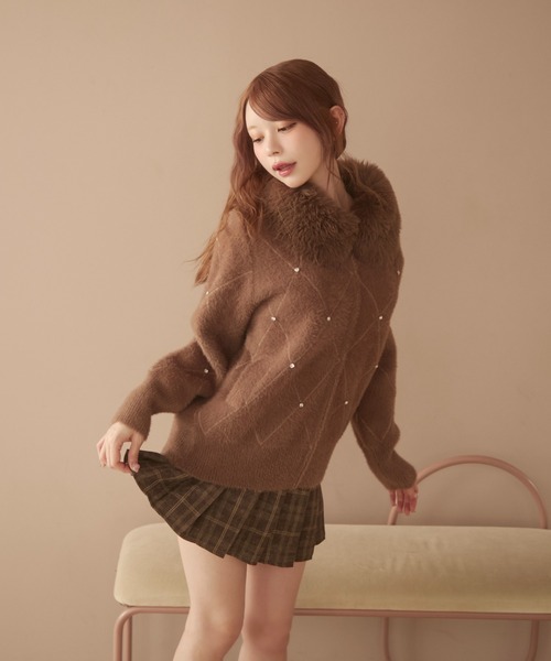 TITTY&CO.（ティティーアンドコー）の「ビジュー付きファージャケット（ブルゾン・レディース・アイボリー/モカ/ブラック/ベージュ・FREE）」の19枚目の写真