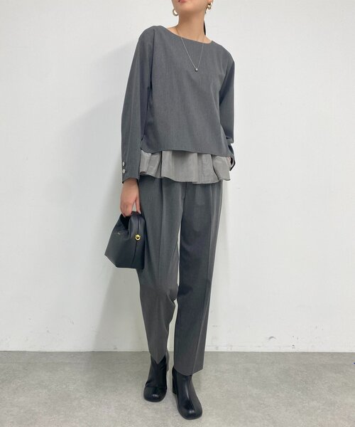 LOUNGEDRESS（ラウンジドレス）の「ペプラムレイヤードブラウス