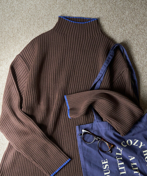 FREAK'S STORE（フリークスストア）の「限定展開　配色 ライン リブニット ハイネック プルオーバー（ニット/セーター・レディース・パープル/ネイビー/ライトグレー/ブラック/オフホワイト/ナチュラル/ブルー/ブラウン・ﾌﾘ-）」の5枚目の写真