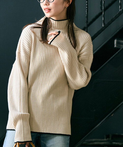 FREAK'S STORE（フリークスストア）の「限定展開　配色 ライン リブニット ハイネック プルオーバー（ニット/セーター・レディース・パープル/ネイビー/ライトグレー/ブラック/オフホワイト/ナチュラル/ブルー/ブラウン・ﾌﾘ-）」の18枚目の写真