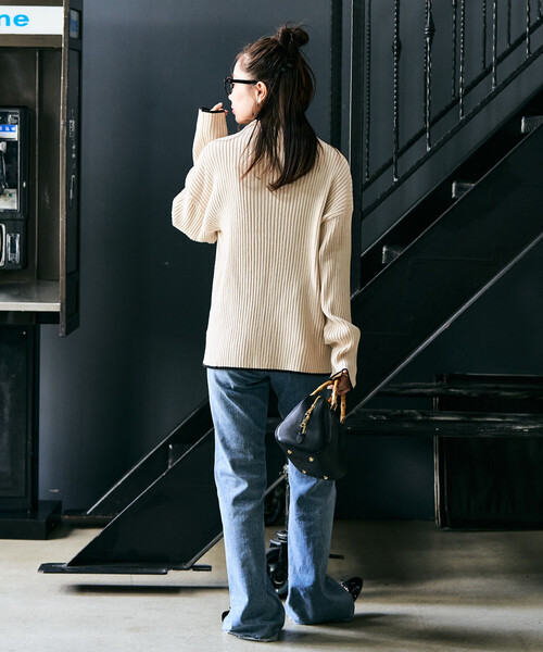 FREAK'S STORE（フリークスストア）の「限定展開　配色 ライン リブニット ハイネック プルオーバー（ニット/セーター・レディース・パープル/ネイビー/ライトグレー/ブラック/オフホワイト/ナチュラル/ブルー/ブラウン・ﾌﾘ-）」の22枚目の写真