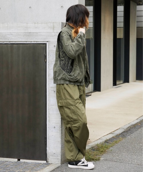 Theater code（シアターコード）の「Wash-processed leopard-print blouson jacket / ウォッシュ加工 レオパード柄ブルゾン 秋 秋服メンズ 2026年秋冬 冬服（ブルゾン・メンズ・グリーン/パープル/イエロー系その他・M/L）」の10枚目の写真